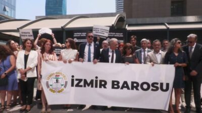 İzmir Barosu Başkanı Sefa Yılmaz, İzmir Cumhuriyet Başsavcılığı'nca düzenlenen Adli