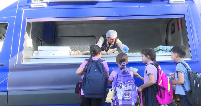 İzmir Büyükşehir’den çocuklar için gıda güvenliği projesi İzmir Büyükşehir Belediyesi bünyesinde Çocuklar ve Gıda Güvenliği Misyon Projesi’ni