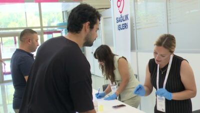 İzmir Büyükşehir Belediyesi, Halk Sağlığı Haftası etkinlikleri kapsamında belediye personeline