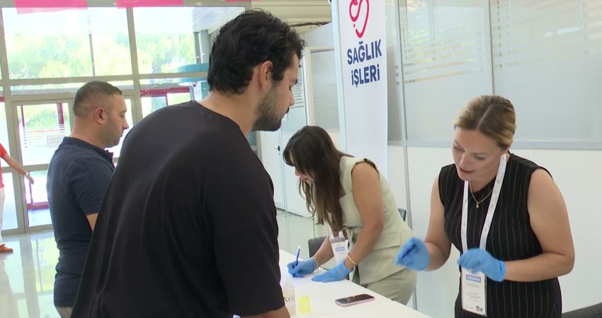 İzmir Büyükşehir Belediyesi, Halk Sağlığı Haftası etkinlikleri kapsamında belediye personeline