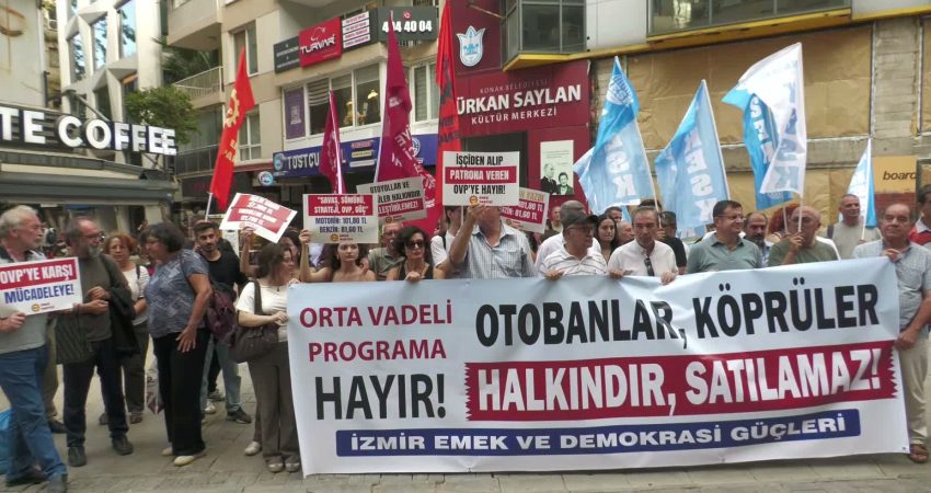 İzmir Emek ve Demokrasi Güçleri, TSKM önünde Orta Vadeli Program’ı