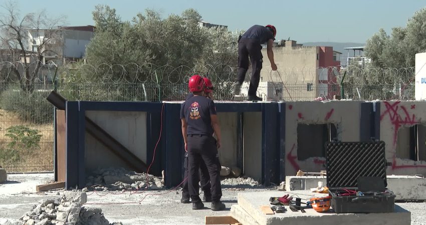 İzmir Büyükşehir Belediyesi İtfaiyesi, olası afetlere daha etkin müdahale edebilmek için