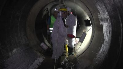 İzmir Büyükşehir Belediyesi İZSU Genel Müdürlüğü ekipleri temiz körfez hedefi