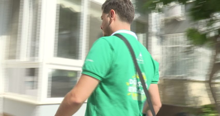 İzmir Büyükşehir Belediye Başkanı Cemil Tugay'ın göreve gelmesinin ardından hayata