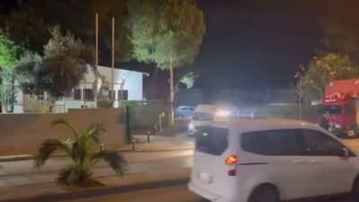 İzmir'de polis ekipleri, hakkında kesinleşmiş hapis cezası ve aranma kaydı