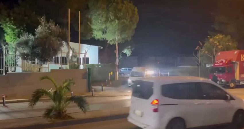 İzmir’de hakkında arama kaydı bulunan 184 şahıs yakalandı İzmir'de polis ekipleri, hakkında kesinleşmiş hapis cezası ve aranma kaydı