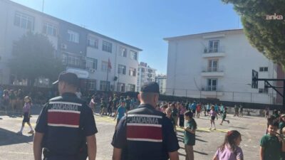 İzmir İl Jandarma Komutanlığı, "yeni eğitim-öğretim yılının öğrenciler için huzur