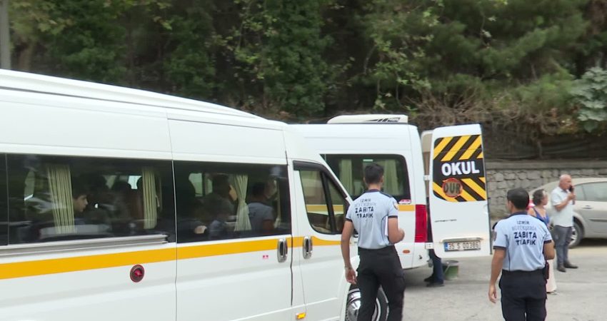 İzmir Büyükşehir Belediyesi, yeni eğitim-öğretim yılının başlamasıyla birlikte okul servislerine