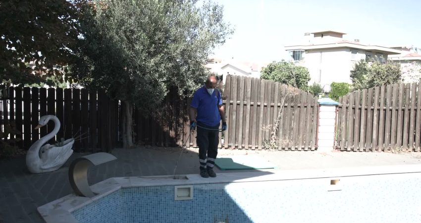 İzmir Büyükşehir Belediyesi, sivrisinek başta olmak üzere vektörlere karşı mücadelesini