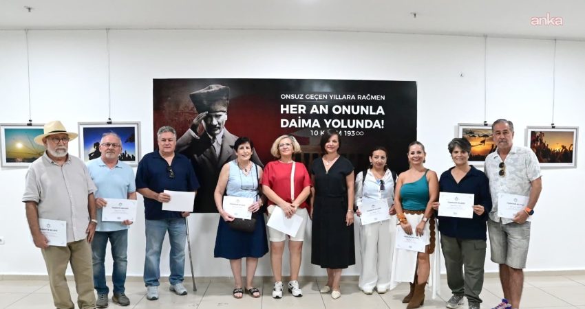 İzmir’in işgalden kurtuluşunun 104. yılı… Karabağlar’da Kurtuluşun Şehri İzmir Fotoğraf Sergisi açıldı Karabağlar Belediyesi, İzmir’in düşman işgalinden kurtuluşunun 104. yılını, İFOD iş