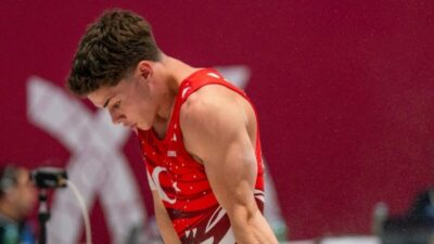 İzmir Büyükşehir Belediyesi Spor Kulübü’nün milli jimnastikçisi Altan Doğan, Taranto