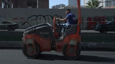İZSU Genel Müdürlüğü’nün Liman Caddesi’nde yürüttüğü altyapı çalışmasının ilk etabı