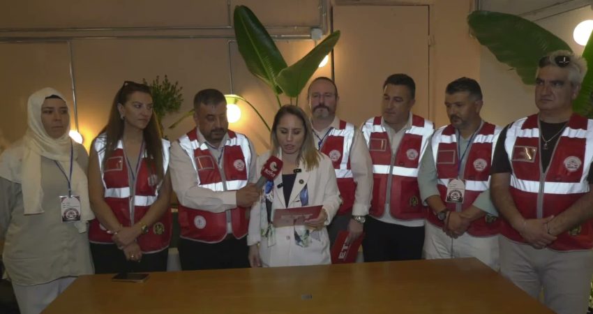 Kademeli emeklilikle adalet isteyenler Kadıköy’den seslendi: Bu meseleyi seçim sandığı gelmeden çözelim Kademeli emeklilikle adalet isteyen bir grup vatandaş Kadıköy İskele'de buluştu
