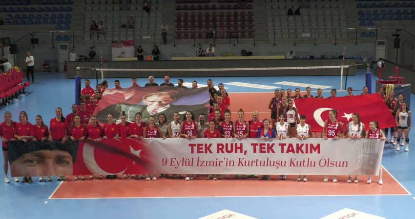 Kadın voleybolculardan İzmir’in kurtuluşuna özel dostluk maçı ARAS Kargo, Göztepe ve Altınordu kadın voleybol takımları, İzmir’in kurtuluşunun