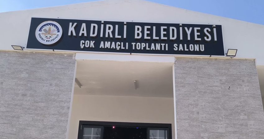Osmaniye’nin Kadirli ilçesinde belediye tarafından yeni açılan düğün salonu, diğer