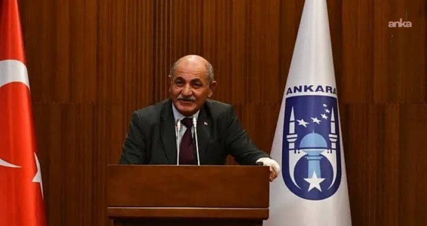 Kalecik Belediye Başkanı Satılmış Karakoç, CHP'den istifa etti. Karakoç, "Mansur