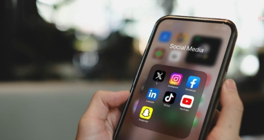 KaosGL Derneği ile Velvele’nin internet sitelerinin yanı sıra çok sayıda