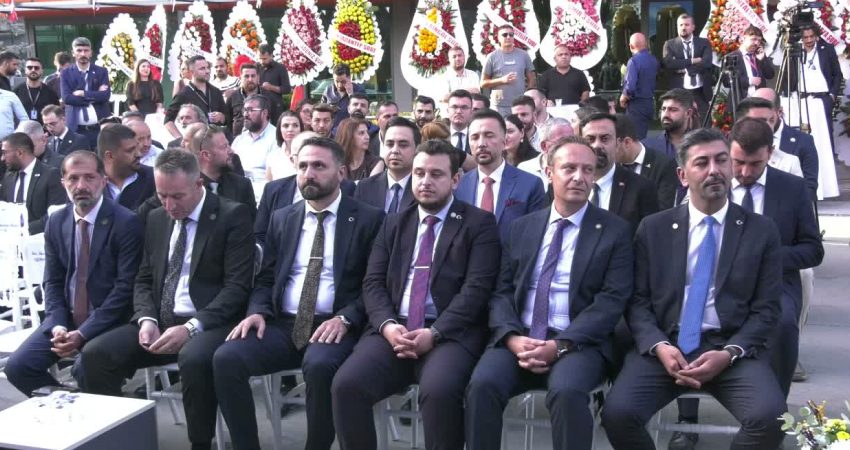 Bağımsız Kamu Sendikaları Konfederasyonu (KASK) Genel Merkezi, törenle açıldı. KASK
