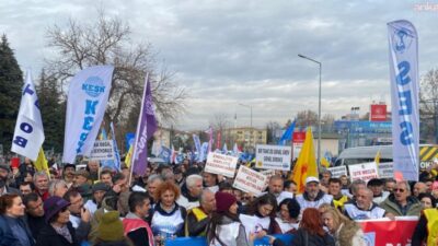 KESK, emekli polis Ali Şekeroğlu'nun Ankara’da Anayasa Mahkemesi önündeki eylem