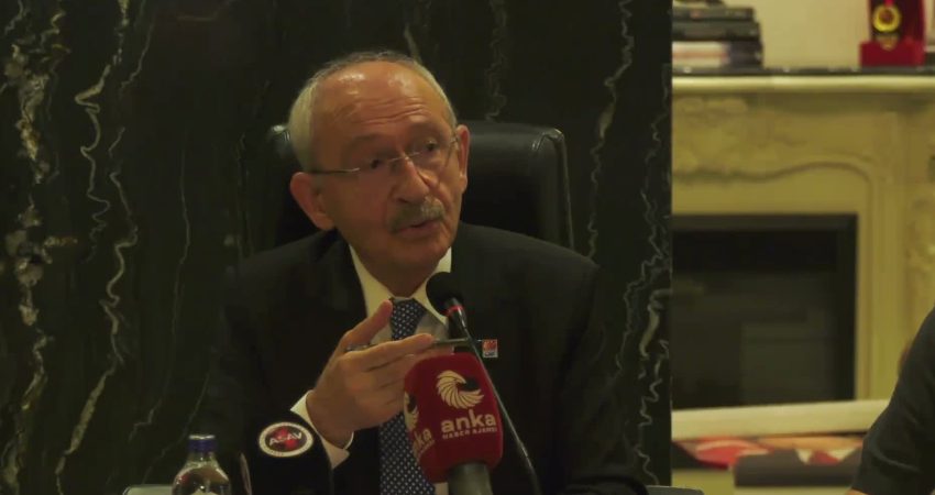 Kılıçdaroğlu’ndan “Altılı Masa” açıklaması: Doğru olduğuna inandım ve arkadaşlarımı ikna ettim CHP Genel Başkanı Kemal Kılıçdaroğlu, Altılı Masa'nın kurulması sürecinde parti