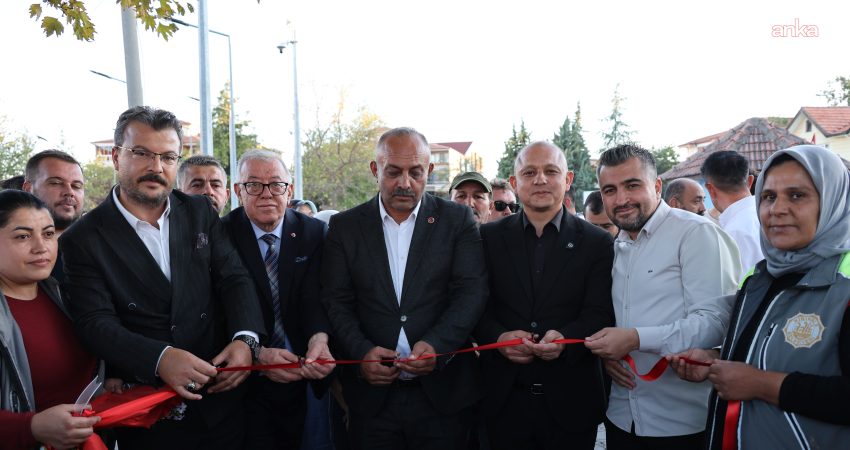 Kırıkkale’nin Bahçelievler Mahallesi’nde yapımı tamamlanan Muhtarlık Parkı ile yenileme çalışmaları