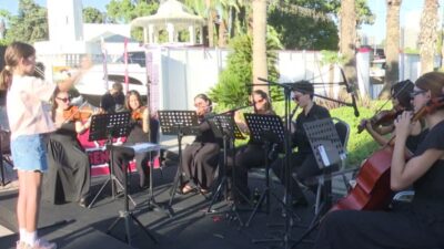 95'inci İzmir Enternasyonal Fuarı’nda (İEF) ziyaretçiler “Şef Sensin” etkinliğiyle orkestra