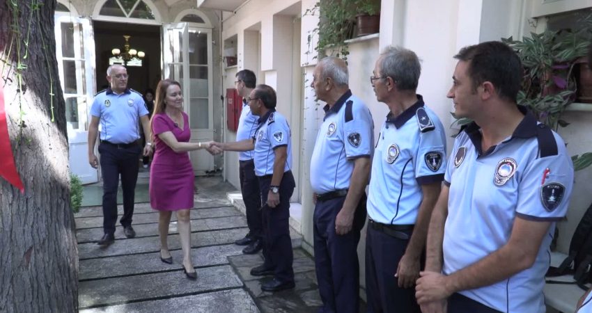 Konak Belediye Başkanı Mutlu, Zabıta Haftası’nı kutladı: “Gece gündüz alanlarda olmaya devam edeceğiz” Konak Belediye Başkanı Nilüfer Çınarlı Mutlu, Zabıta Teşkilatı’nın kuruluşunun 200'üncü