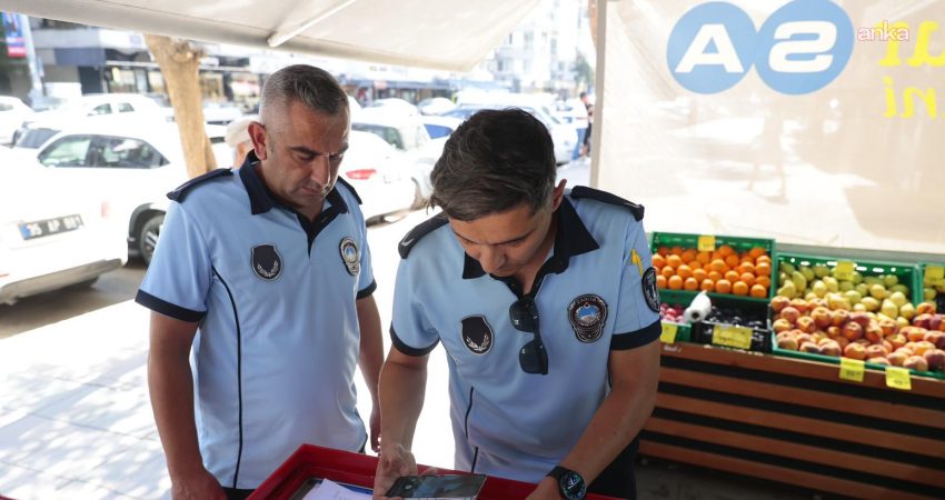 Konak Belediyesi’nden zincir marketlere sıfır atık denetimi Konak Belediyesi, ambalaj atıklarının ayrı toplanması ve geçici depolanmasına yönelik