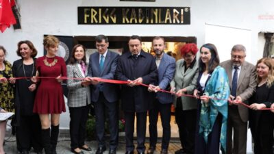 Kütahya Belediye Başkanı Eyüp Kahveci, Frigg Kadınları Kadın Girişimi Üretim