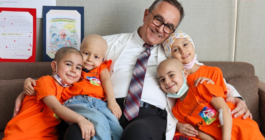 LÖSEV Kurucu Başkanı Dr. Üstün Ezer, 19 Eylül Dünya Kemik