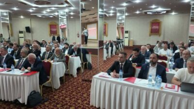 Mahmut Arıkan: “İttifaklardan kaçmayız ama ittifakların içinde de kaybolmayız” Saadet Partisi’nin Nevşehir Kozaklı’daki Strateji Kampı'nda konuşan Genel Başkan Mahmut