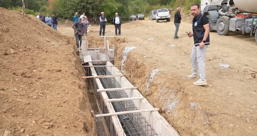 Manisa Büyükşehir Belediyesi’nden Gördes’e tarımsal sulama göleti Manisa Büyükşehir Belediyesi, Gördes ilçesine bağlı Kıranköy Mahallesi’nde tarımsal sulamaya