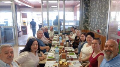 Şehzadeler Belediyesi’ne ait Şehzadelerpark, Aşağıçobanisa Balkan Göçmenleri Derneği’nin düzenlediği kahvaltı