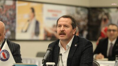 Eğitim-Bir-Sen Genel Başkanı Ali Yalçın, Manisa’nın Turgutlu ilçesinde okul yakınında meydana