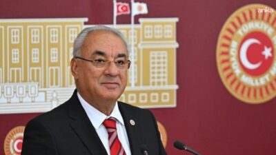 DSP Genel Başkanı Önder Aksakal, Manisa’nın Turgutlu ilçesinde okul yakınında meydana