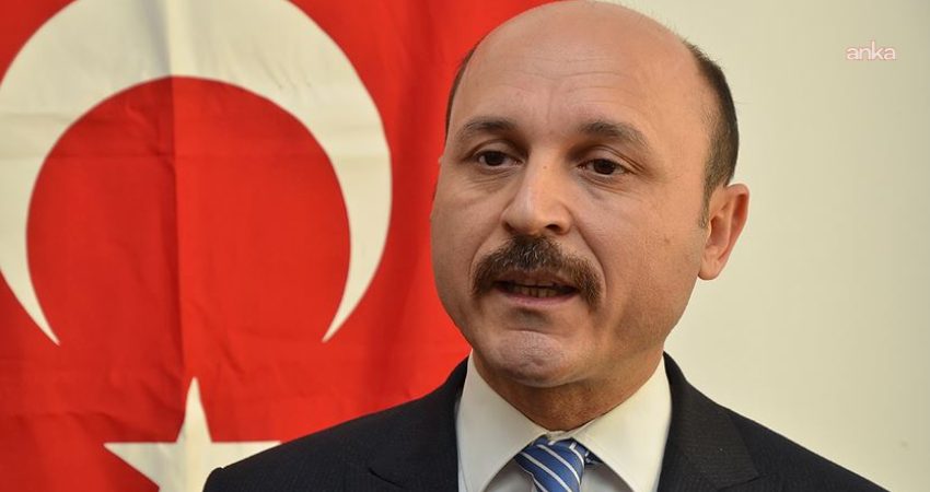 Türk Eğitim-Sen Genel Başkanı Talip Geylan, Manisa’nın Turgutlu ilçesinde okul yakınında