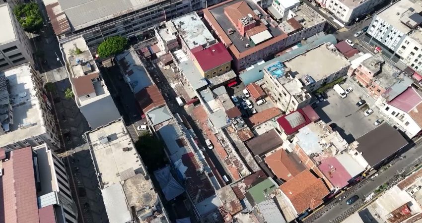 Yaklaşık bir asırlık geçmişiyle kent tarihinin önemli yapılarından “Kasaplar Çarşısı”,