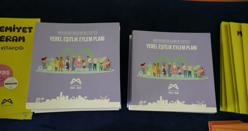 Mersin Büyükşehir Belediyesi’nden toplumsal cinsiyet eşitliği için kapsamlı çalışma Mersin Büyükşehir Belediyesi, toplumsal cinsiyet eşitliği çalışmalarını; ekonomik güçlenmeden şiddetle