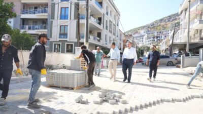 Milas Belediye Başkanı Fevzi Topuz, ilçe genelinde devam eden parke