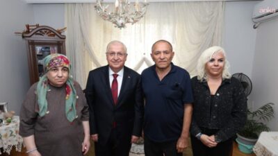 Milli Savunma Bakanı Yaşar Güler, 1995 yılında Diyarbakır’ın Lice ilçesinde