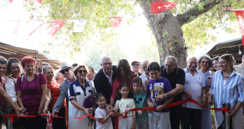 Mudanya Belediyesi, “Kitap Mudanya” adlı kitapçı dükkanını Hal Çarşısı’nda hizmete