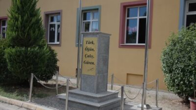 Muğla Büyükşehir Belediyesi, Salih Zeki Gür İlk ve Ortaokulu bahçesindeki
