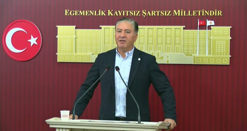 Murat Emir: Bu fon vurgunun başında AKP iktidarı gelmektedir. Birinci dereceden fail saray iktidarıdır YENİ Parti Grup Başkanvekili Murat Emir, sermaye piyasalarında yaşanan süreci bir