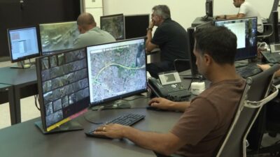 İzmir Büyükşehir Belediyesi, yeni eğitim-öğretim yılının başlamasıyla artan trafik hareketliliğini