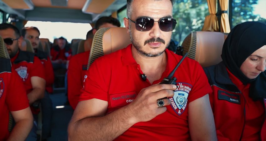 Ortahisar Arama Kurtarma Ekibi, afetlere hazırlık çalışmalarını sürdürüyor Ortahisar Belediyesi bünyesinde belediye çalışanlarının gönüllü katılımıyla oluşturulan Ortahisar Arama