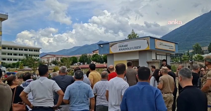 Milli Eğitim Bakanlığı, Osmaniye Çardak köyündeki Farabi Anadolu Lisesinde görev yapan