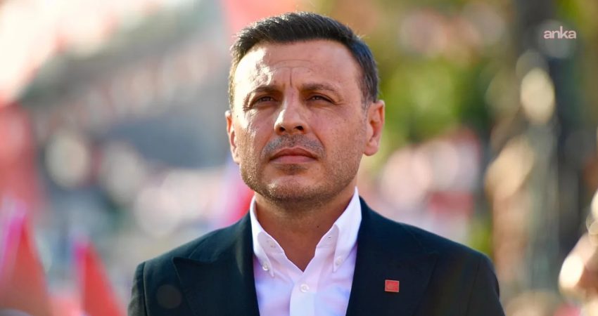 YENİ Parti İstanbul İl Başkanı Özgür Çelik, Üsküdar Belediye Başkan