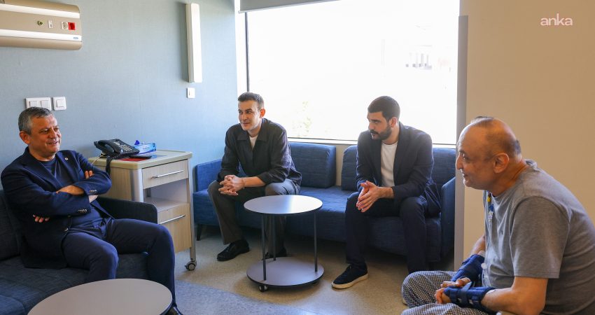 YENİ Parti Genel Başkanı Özgür Özel, bıçaklı saldırıda yaralanan Gaziantep