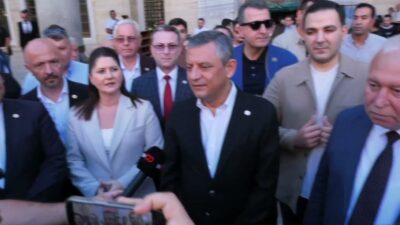 YENİ Parti Genel Başkanı Özgür Özel, Selimiye Camii ziyaretinin ardından yaptığı