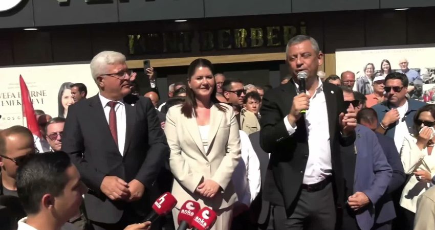 YENİ Parti Genel Başkanı Özgür Özel, 15 Temmuz Şehitler ve